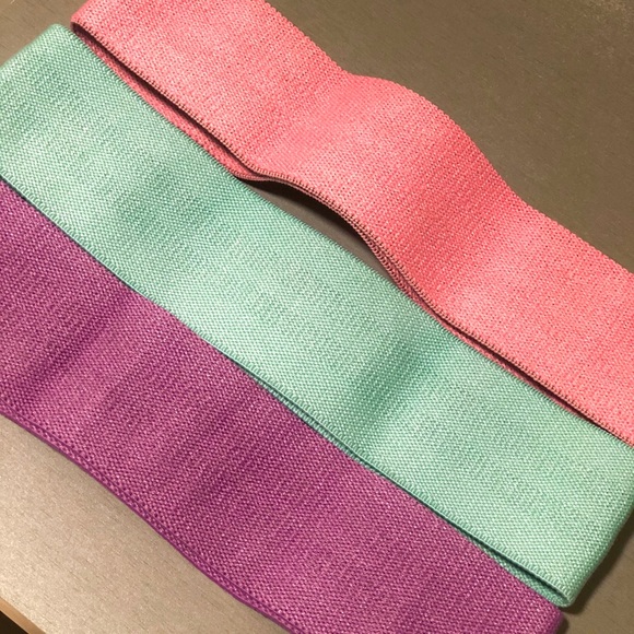 BOOTY BANDS 🍑 RESISTANT BANDS FOR HOME WORKOUT - Picture 6 of 10
